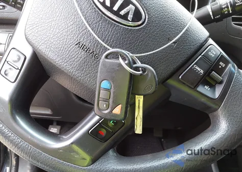 2011 Kia Sorento Lx V6 из США, поврежденный, VIN 5XYKTDA22BG079787